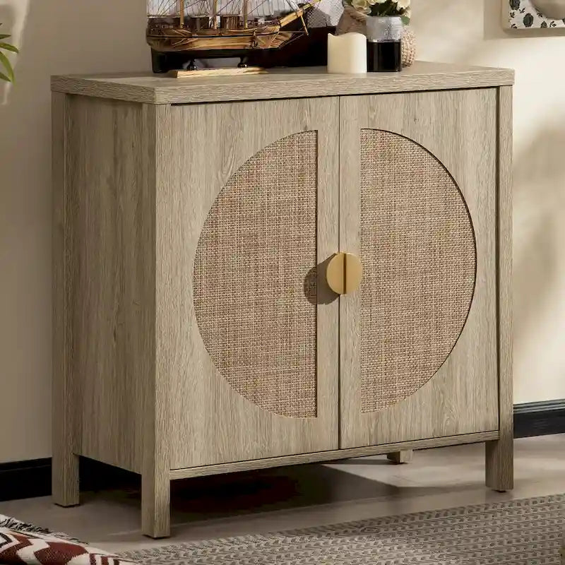 Meuble d'appoint en chêne et rotin avec panneau tissé en demi-cercle et poignée dorée