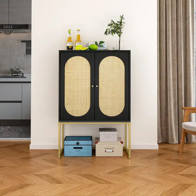 Meuble de rangement en rotin à deux portes avec étagère réglable et cadre en métal