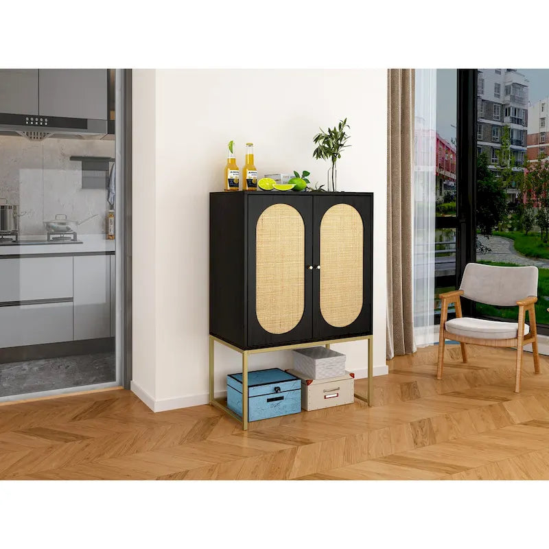 Meuble de rangement en rotin à deux portes avec étagère réglable et cadre en métal