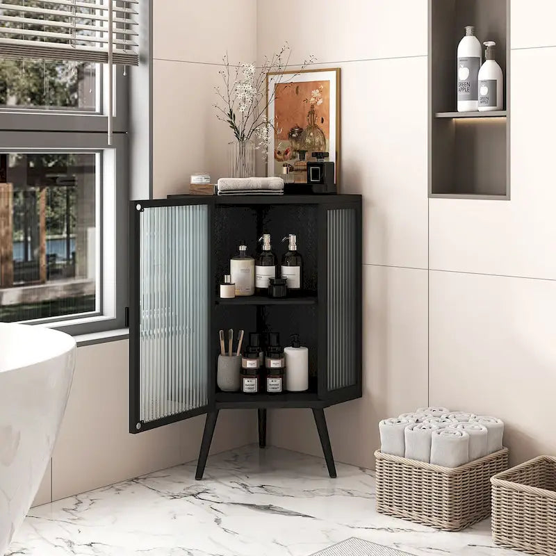 Meuble d'angle de rangement en fer noir avec porte en verre nervuré et double étagère