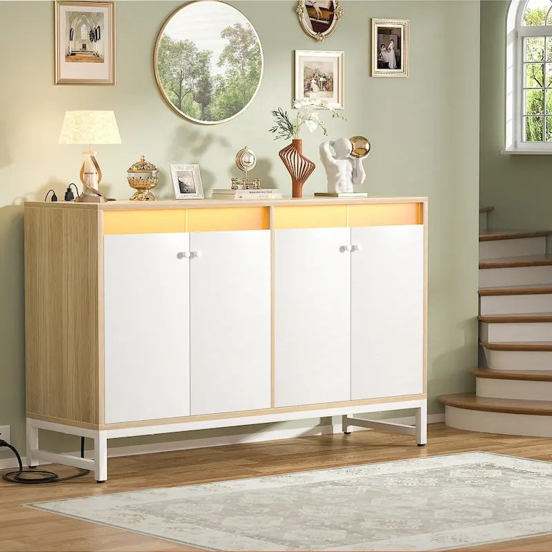 Buffet 4 portes Accent avec éclairage LED et prise de courant