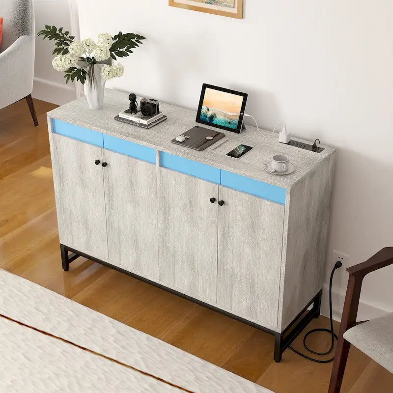 Buffet 4 portes Accent avec éclairage LED et prise de courant
